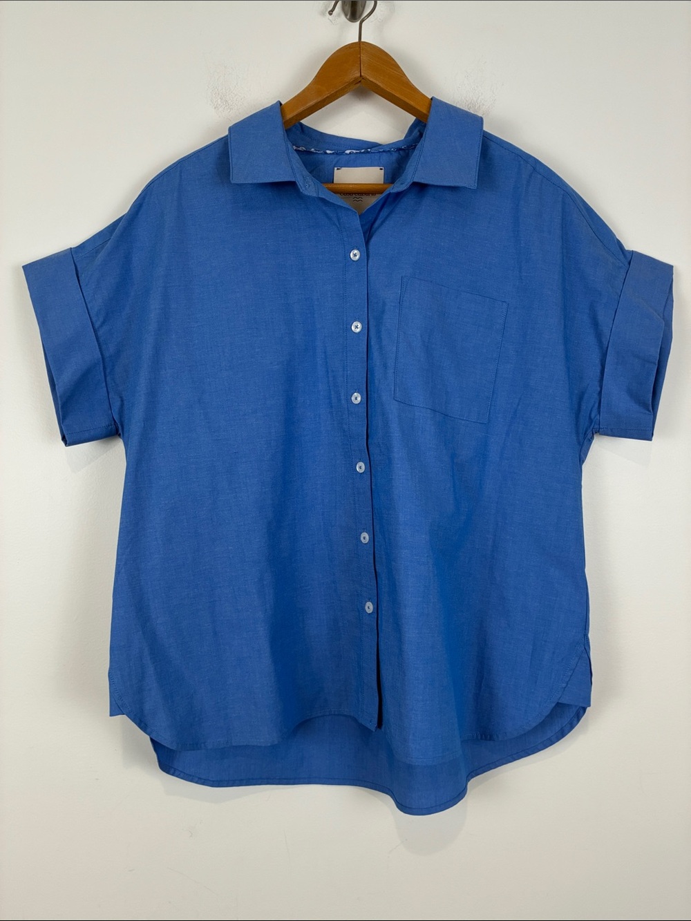NWT Casa Cabana Blue Short-Sleeve Button Front Shirt Women’s Large Summer